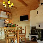 Osada Beskidzka Chalet Zawoja