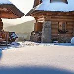 Osada Beskidzka Chalet *
