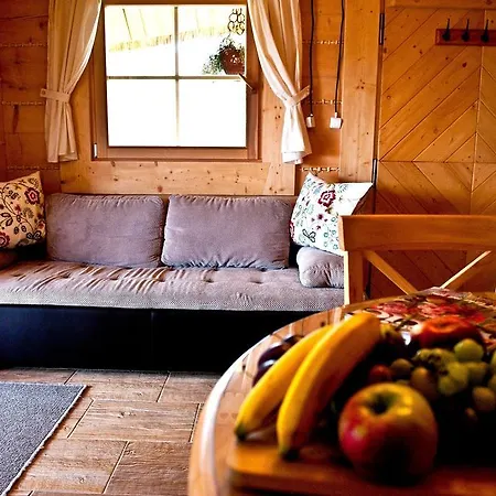 シャレー Osada Beskidzka